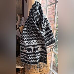 D&Y Black and White Geometric Scarf with bears